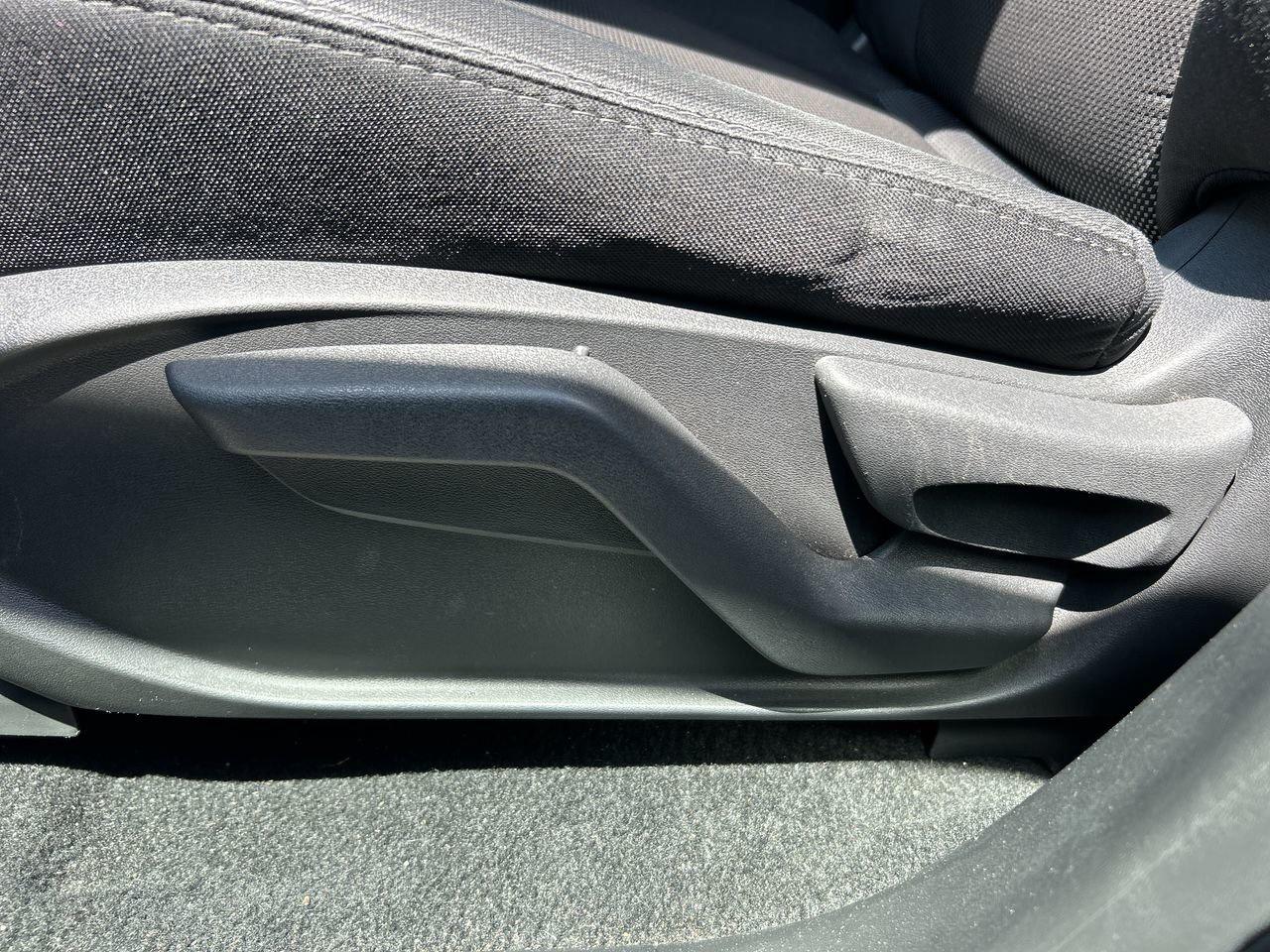 2019 Nissan Pathfinder SL Premium   Spacious, Comfortable, Family-Ready V Photo