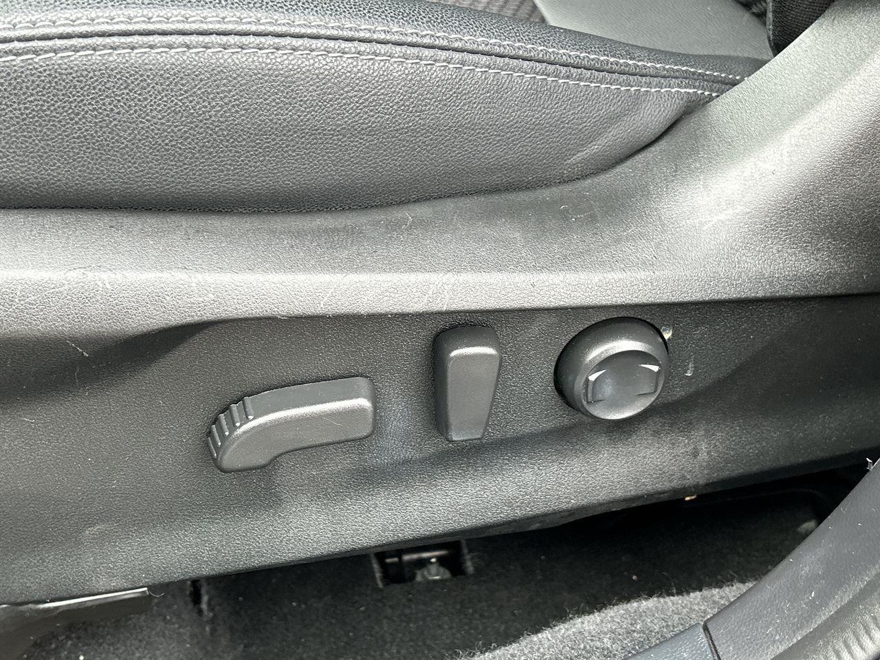 2022 Subaru Forester Touring   Adventure-Ready, Comfortable, Clean PANO Photo