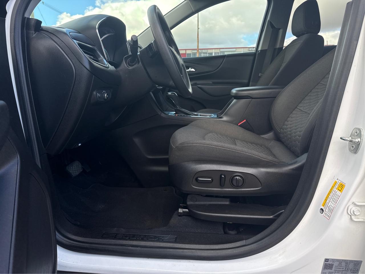 2021 Chevrolet Equinox AWD 4CRUISE HEATED SEATS! WE FINANCE ALL CREDIT! Photo