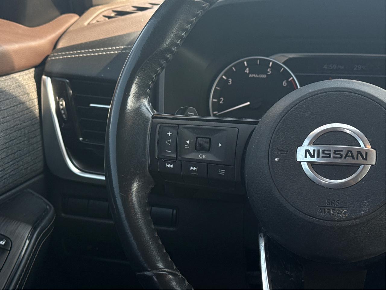 2021 Nissan Rogue AWD SUNROOF HEATED SEATS! WE FINANCE ALL CREDIT Photo