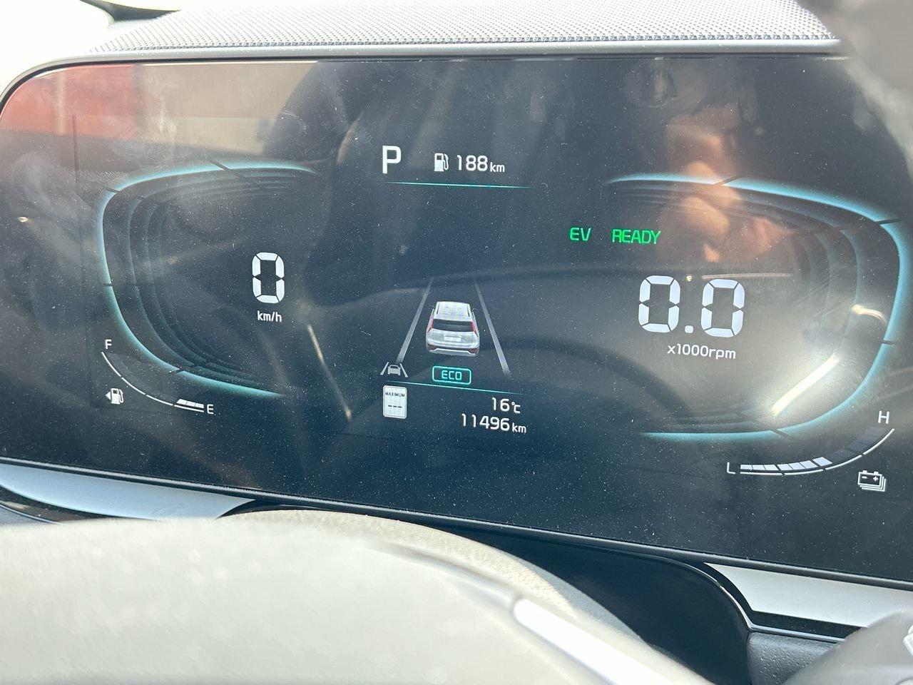 2023 Kia Niro PHEV EX   Efficient, Modern, and Perfectly Versatile Ra Photo