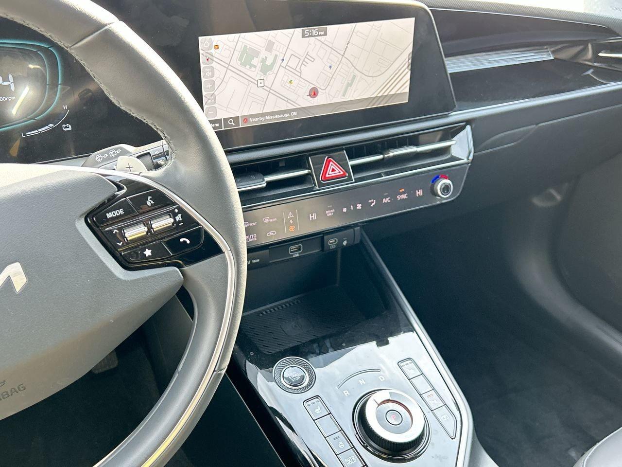 2023 Kia Niro PHEV EX   Efficient, Modern, and Perfectly Versatile Ra Photo