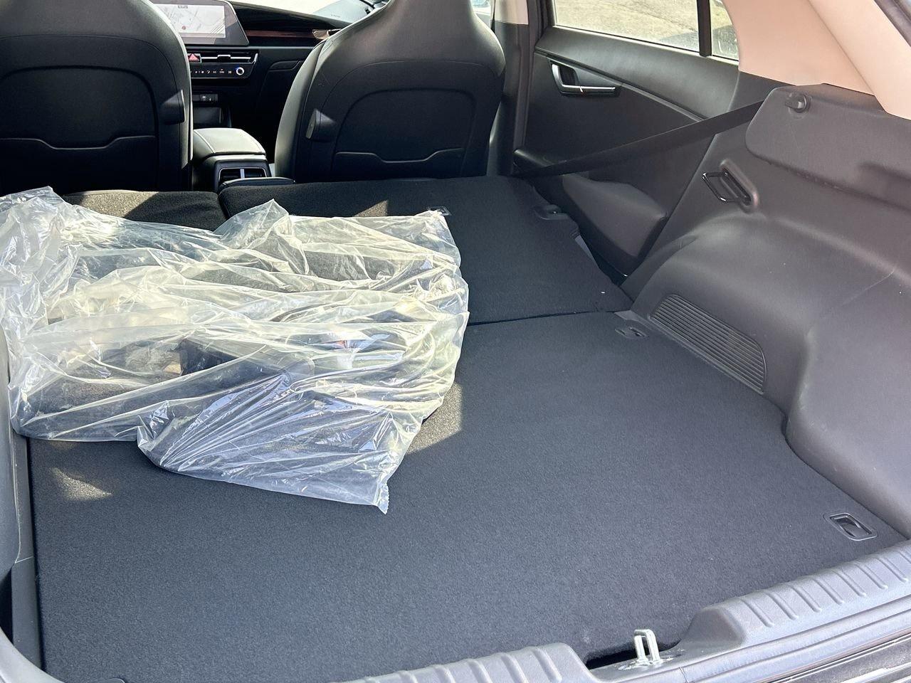 2023 Kia Niro PHEV EX   Efficient, Modern, and Perfectly Versatile Ra Photo