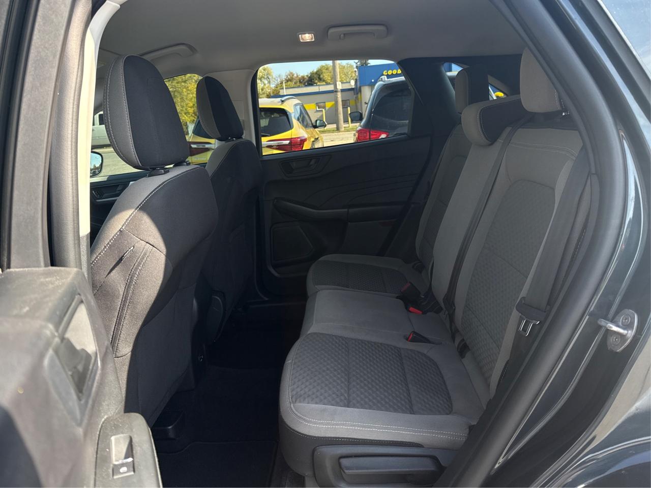 2016 Jeep Grand Cherokee LEATHER PANO ROOF HEATED SEATS WE FINANCE ALL! Photo