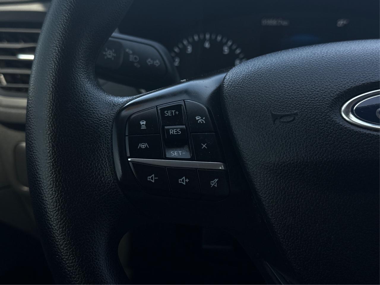 2016 Jeep Grand Cherokee LEATHER PANO ROOF HEATED SEATS WE FINANCE ALL! Photo