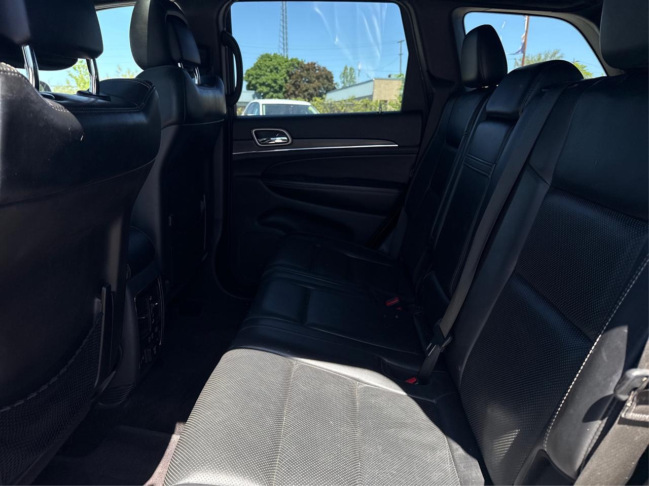 2016 Jeep Grand Cherokee LIMITED CERTIFIED LEATHER PANO ROOF WE FINANCE ALL Photo