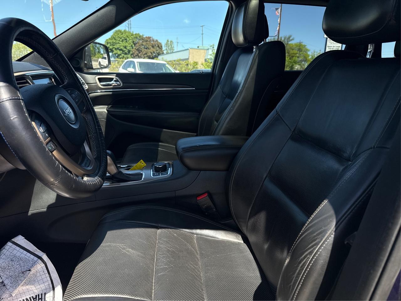 2016 Jeep Grand Cherokee LIMITED CERTIFIED LEATHER PANO ROOF WE FINANCE ALL Photo