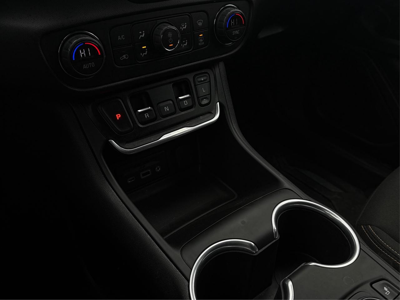 2021 GMC Terrain AWD NAV SUNROOF LOADED! WE FINANCE ALL CREDIT! Photo