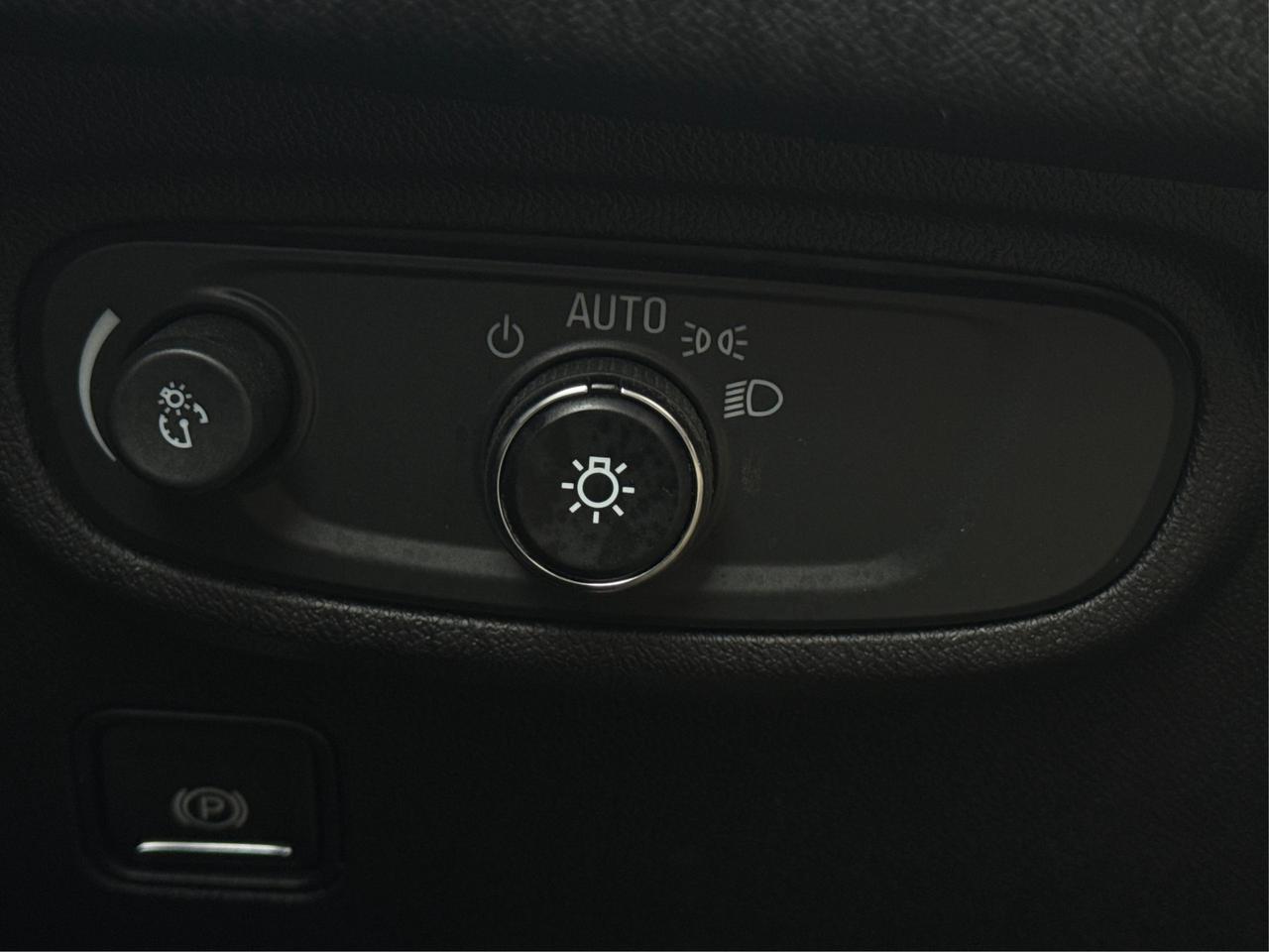 2021 GMC Terrain AWD NAV SUNROOF LOADED! WE FINANCE ALL CREDIT! Photo