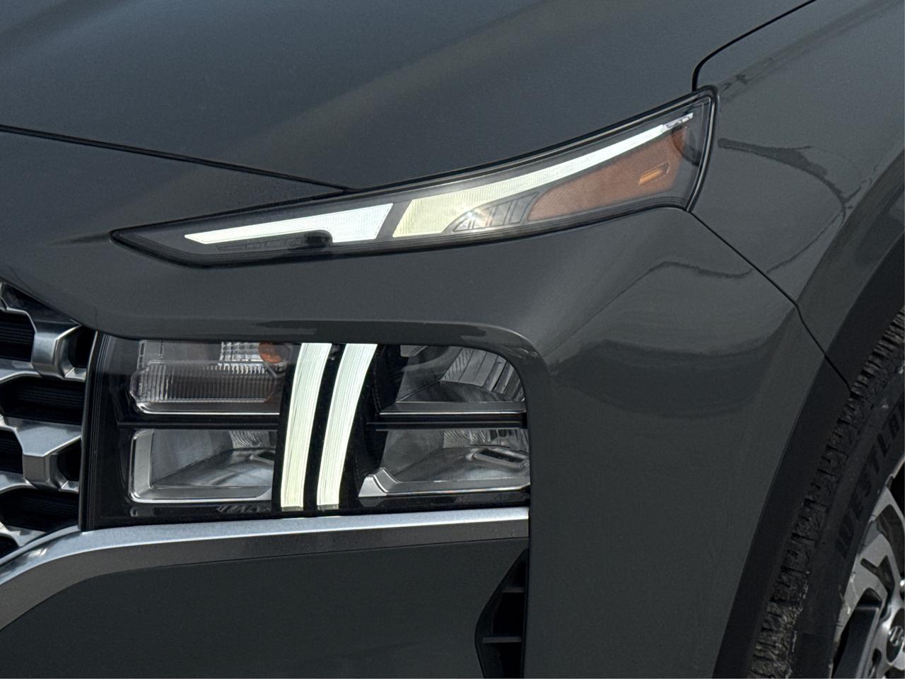 2023 Hyundai Santa Fe AWD NAV HEATED SEATS! WE FINANCE ALL CREDIT! Photo