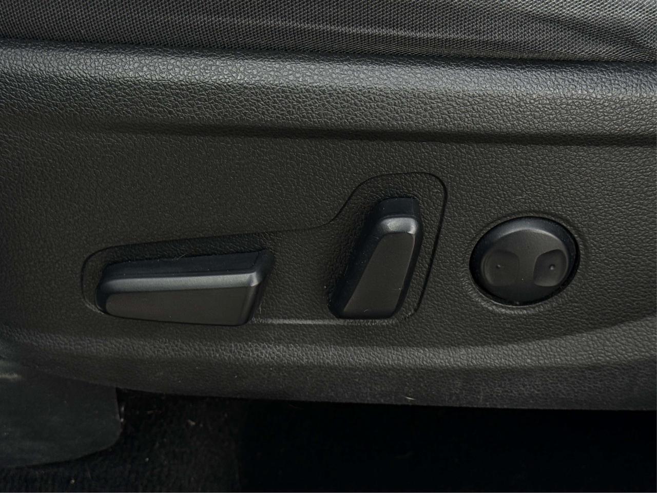 2023 Hyundai Santa Fe AWD NAV HEATED SEATS! WE FINANCE ALL CREDIT! Photo