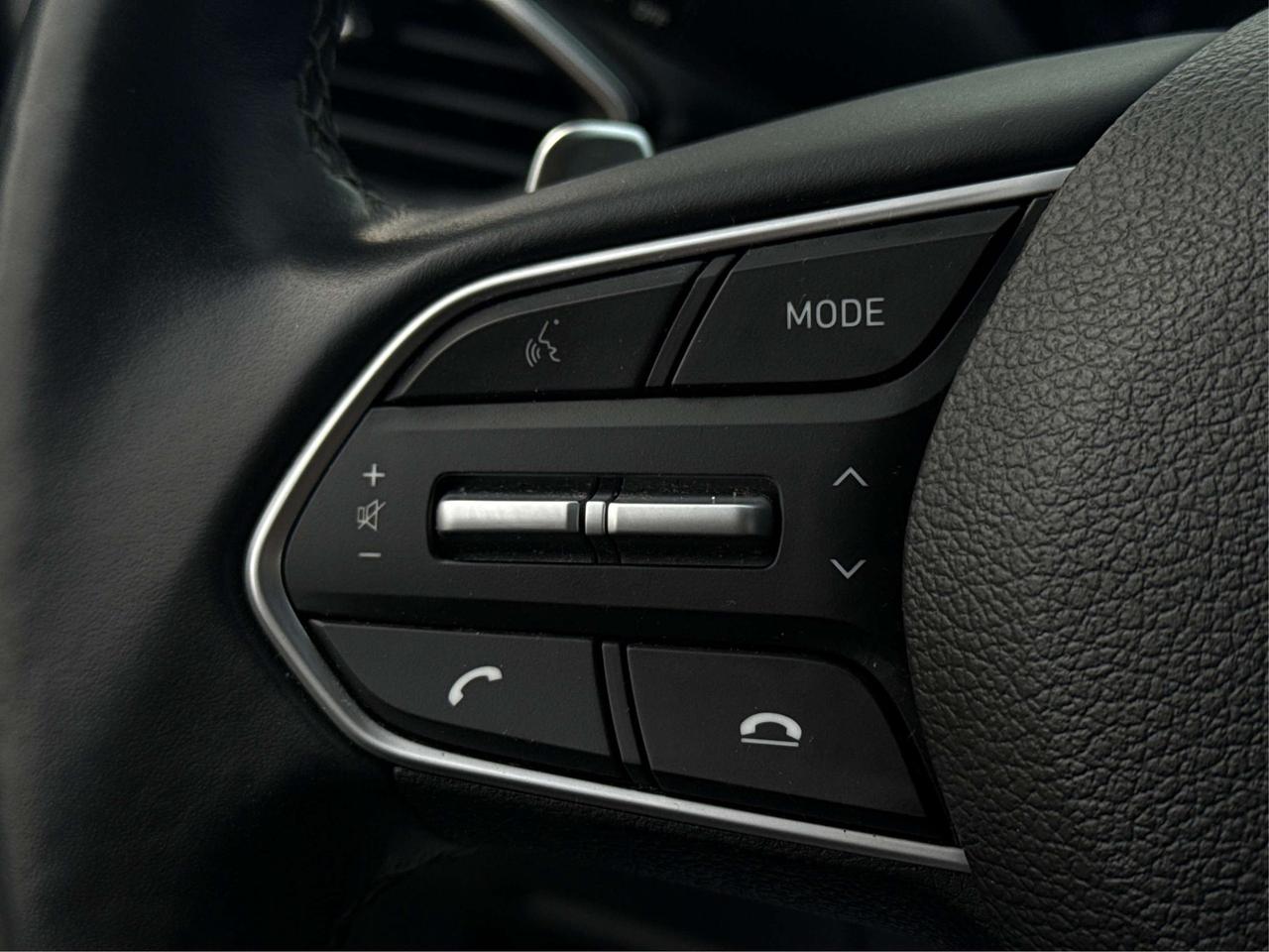 2023 Hyundai Santa Fe AWD NAV HEATED SEATS! WE FINANCE ALL CREDIT! Photo