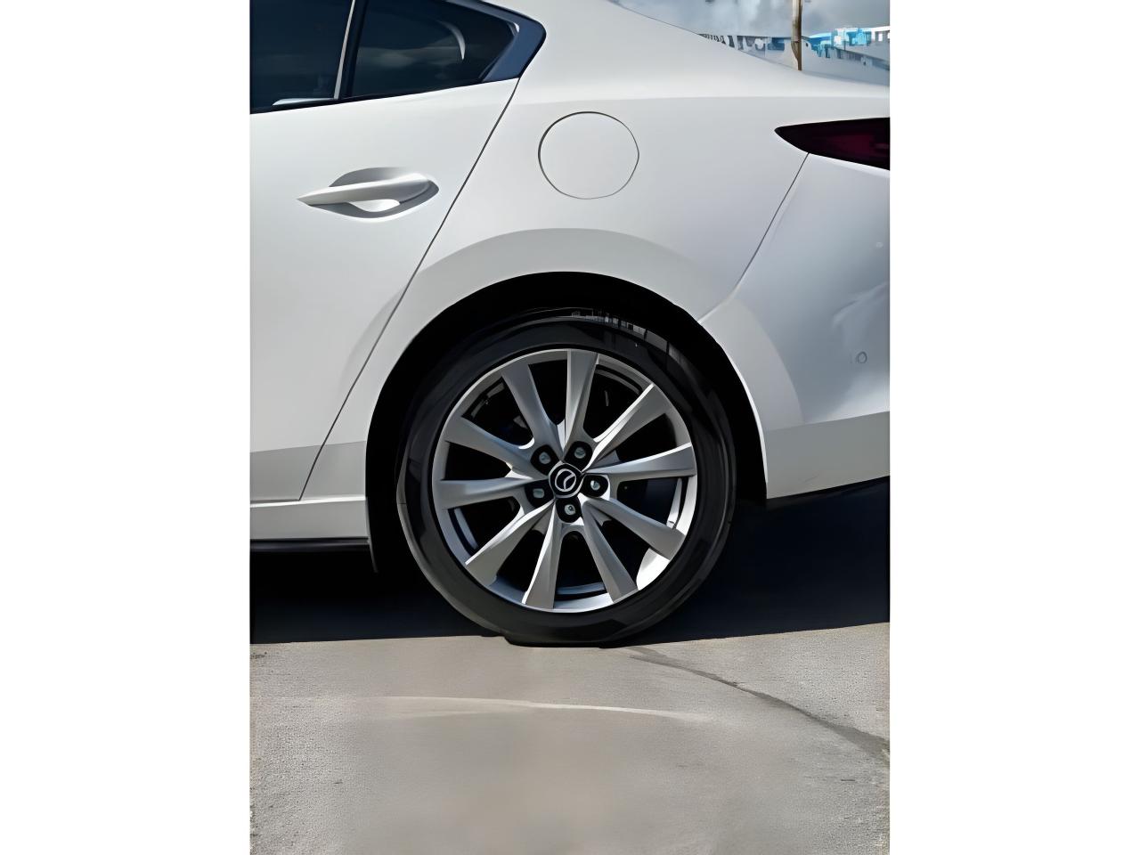 2021 Mazda MAZDA3 GT PREMIUM NAV ROOF LEATHER LOADED WE FINANCE ALL Photo