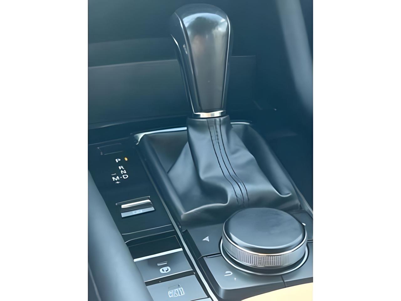 2021 Mazda MAZDA3 GT PREMIUM NAV ROOF LEATHER LOADED WE FINANCE ALL Photo