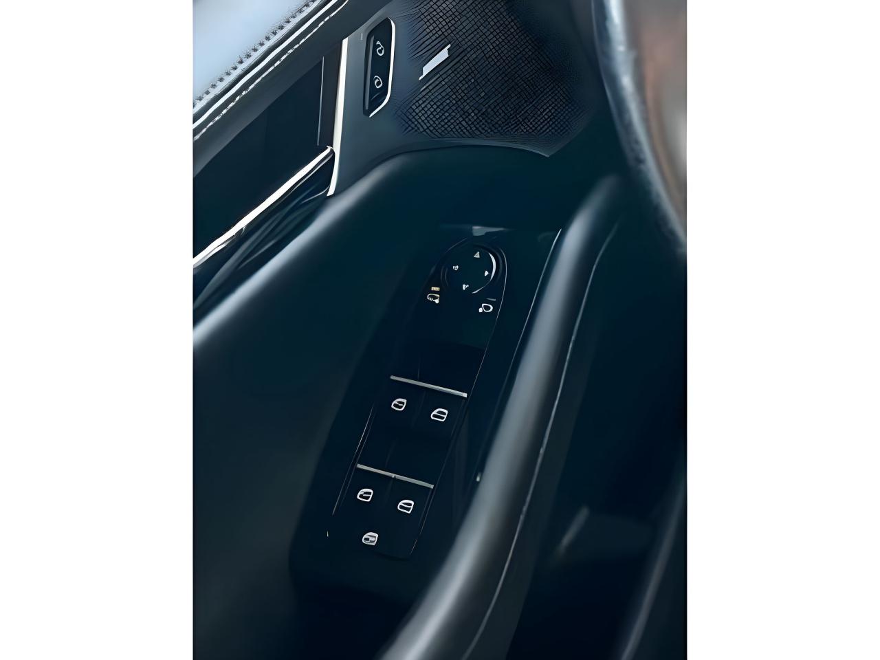 2021 Mazda MAZDA3 GT PREMIUM NAV ROOF LEATHER LOADED WE FINANCE ALL Photo