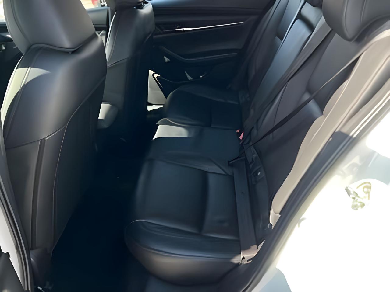 2021 Mazda MAZDA3 GT PREMIUM NAV ROOF LEATHER LOADED WE FINANCE ALL Photo