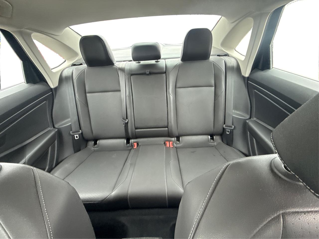 2021 Volkswagen Jetta Highline NAV LEATHER SUNROOF WE FINANCE ALL CREDIT Photo