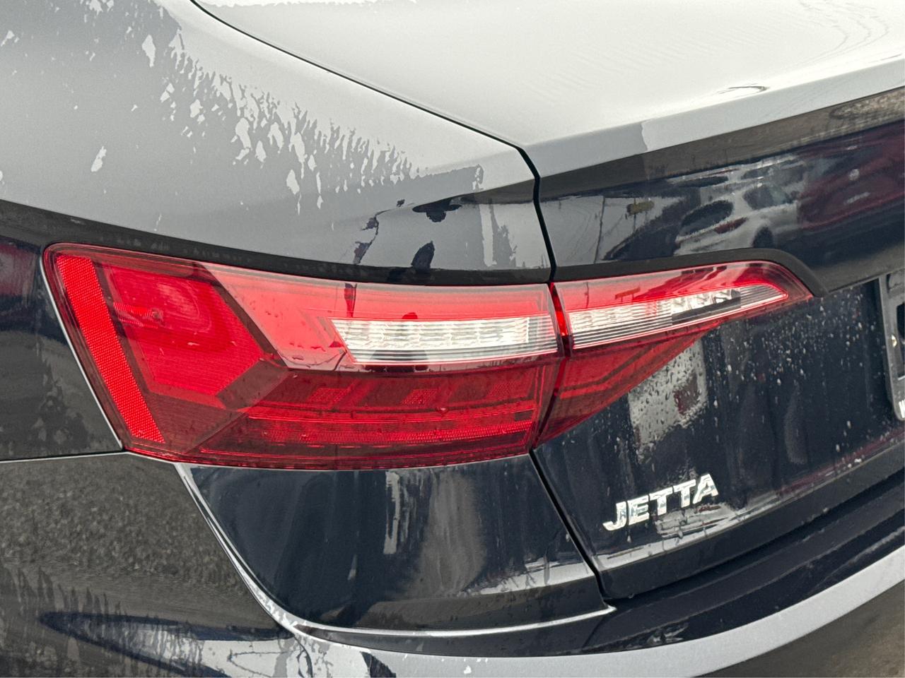 2021 Volkswagen Jetta Highline NAV LEATHER SUNROOF WE FINANCE ALL CREDIT Photo