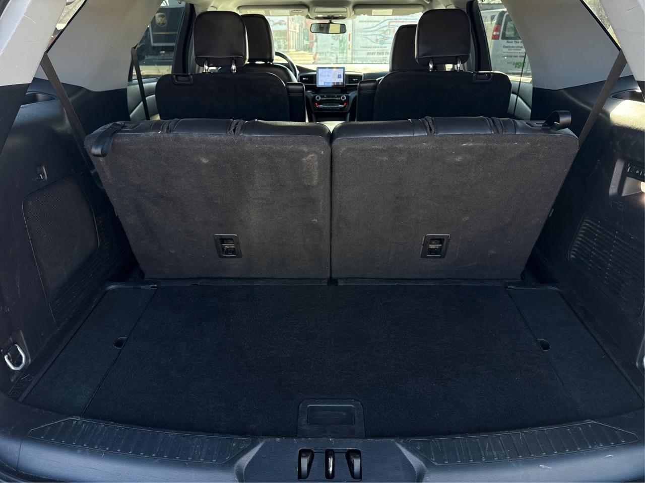 2023 Ford Explorer NAV LEATHER PANO ROOF CLEAN WE FINANCE ALL CREDIT! Photo