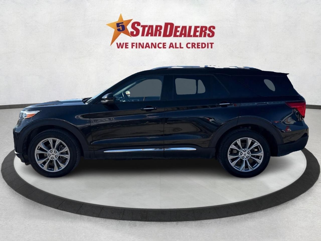 2023 Ford Explorer Limited 4WD NAV LEATHER PANOROOF WE FINANCE Photo3