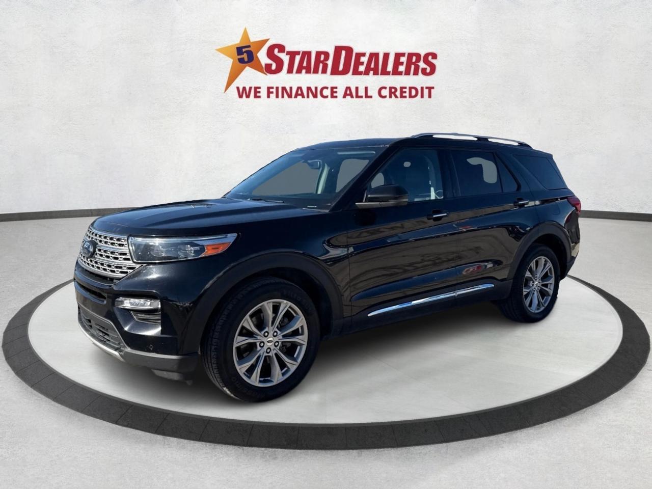 2023 Ford Explorer Limited 4WD NAV LEATHER PANOROOF WE FINANCE Photo2