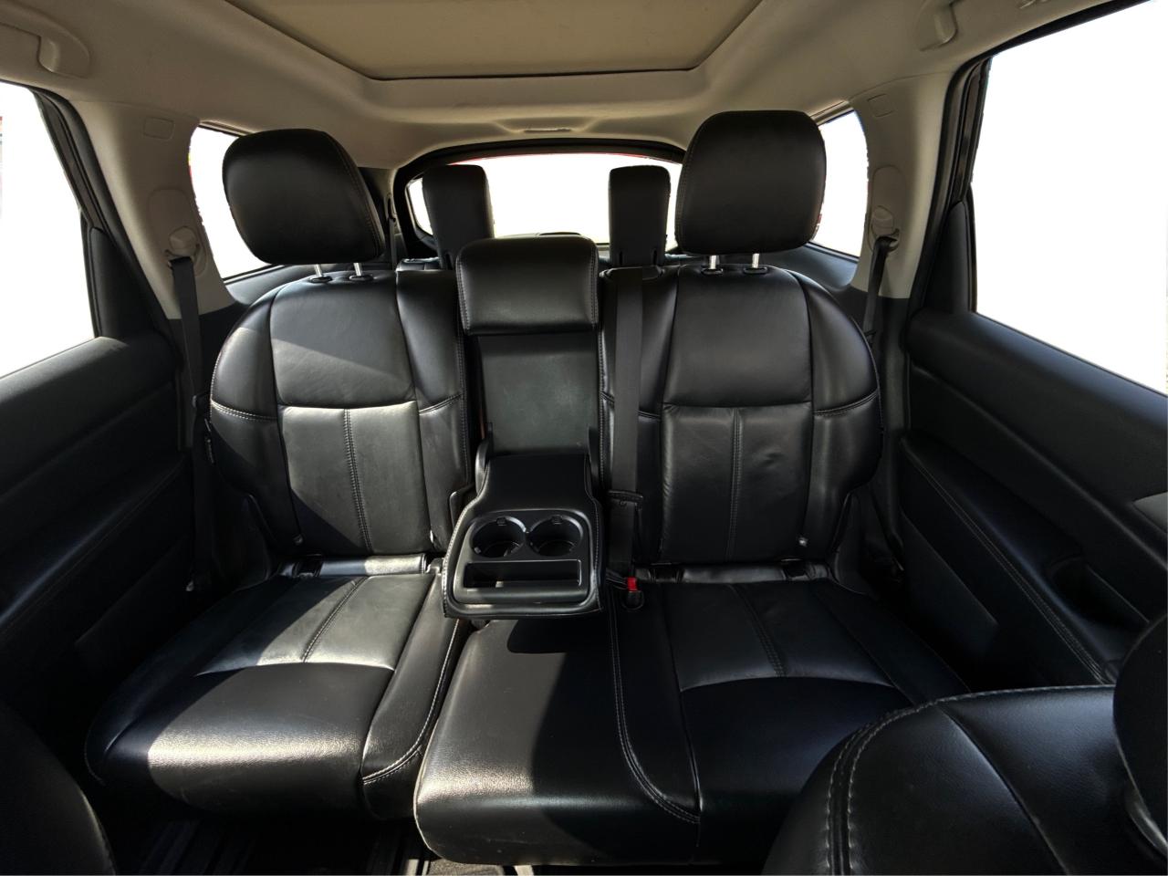 2018 Nissan Pathfinder NAV LEATHER H-SEATS LOADED! WE FINANCE ALL CREDIT! Photo