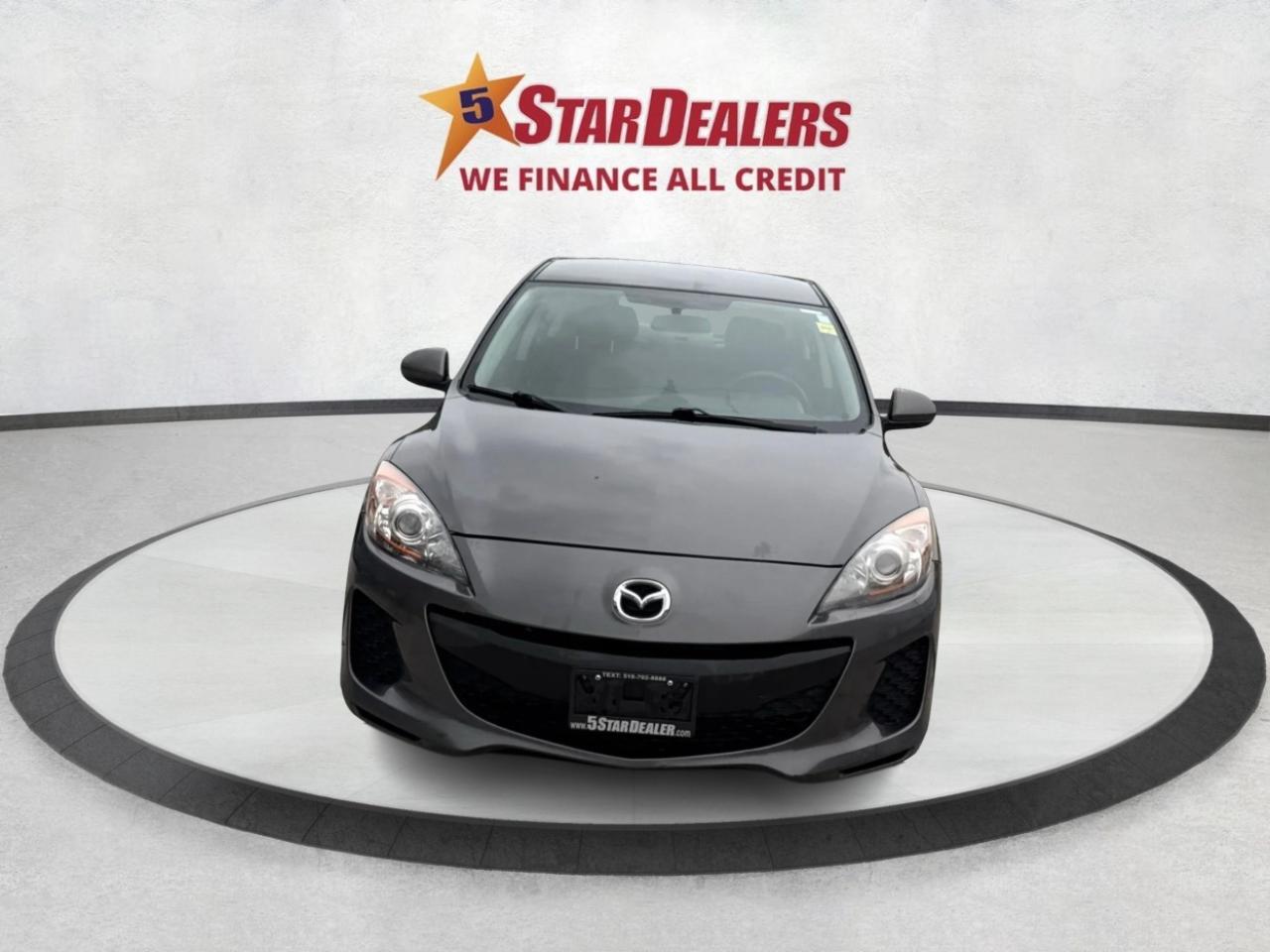 2013 Mazda MAZDA3 4dr Sdn Man GX CLEAN MUST SEE WE FINANCE ALL CREDT Photo