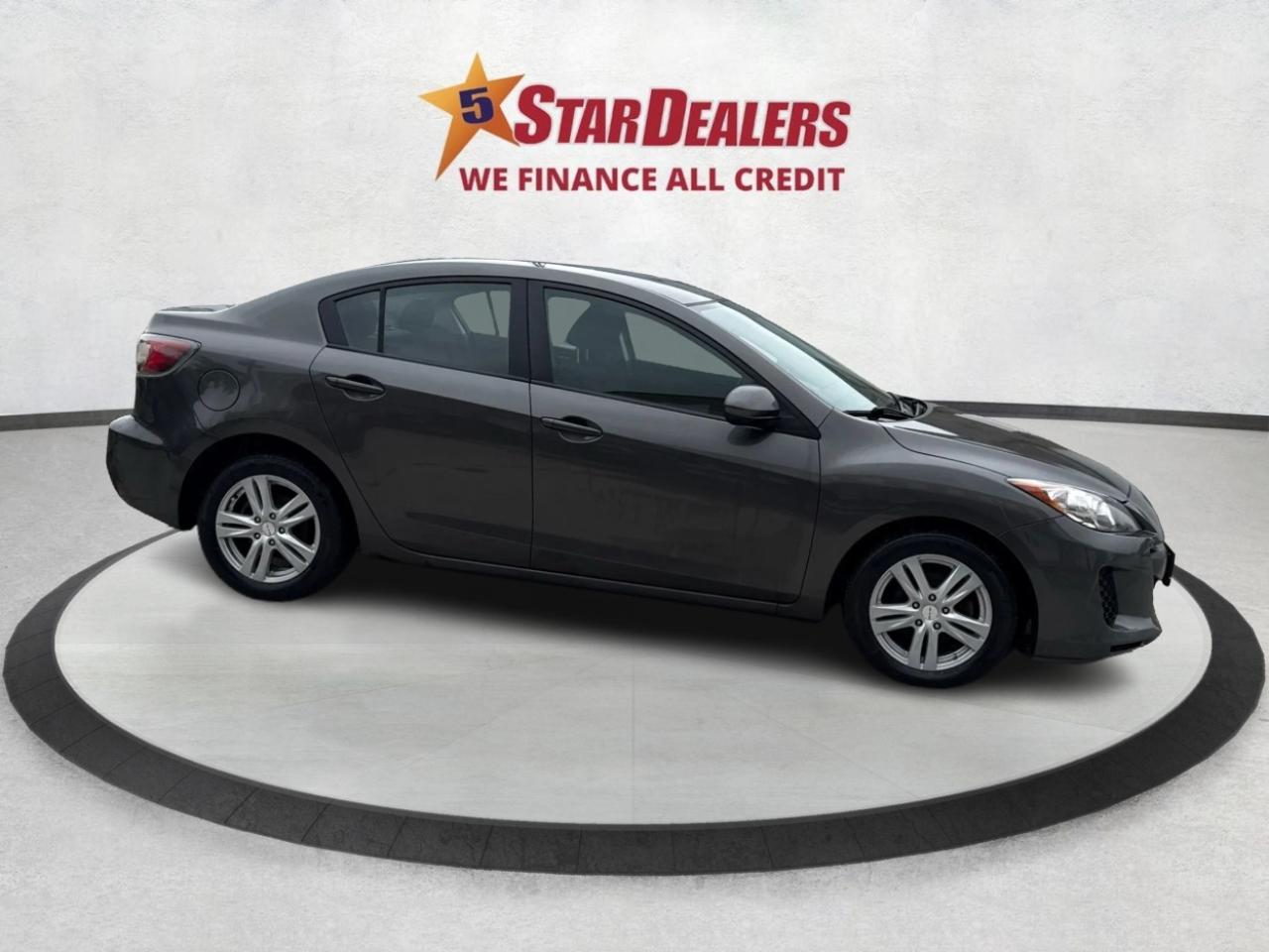 2013 Mazda MAZDA3 4dr Sdn Man GX CLEAN MUST SEE WE FINANCE ALL CREDT Photo