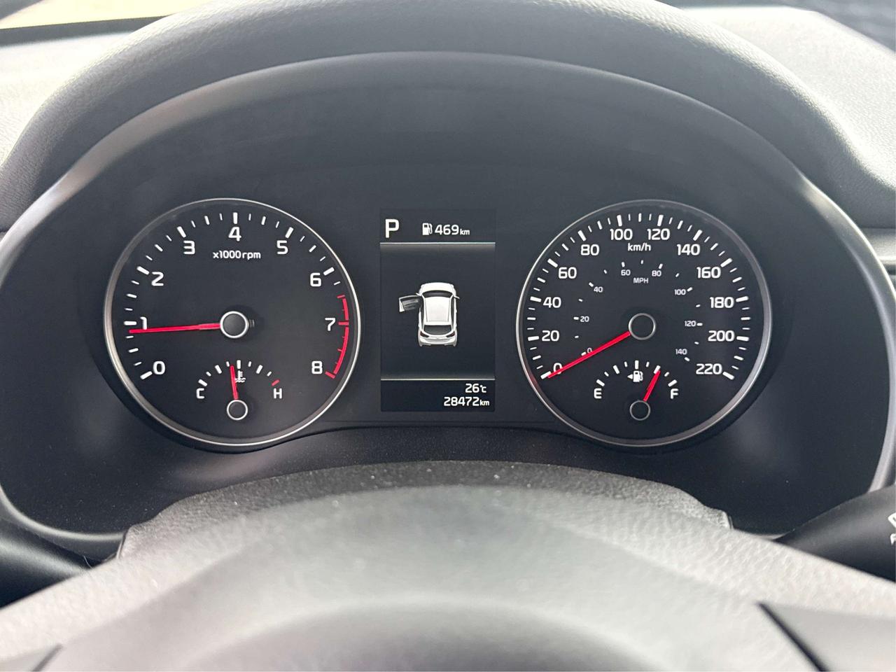2023 Kia Rio SUNROOF HEATED SEATS LOW KM WE FINANCE ALL CREDT Photo