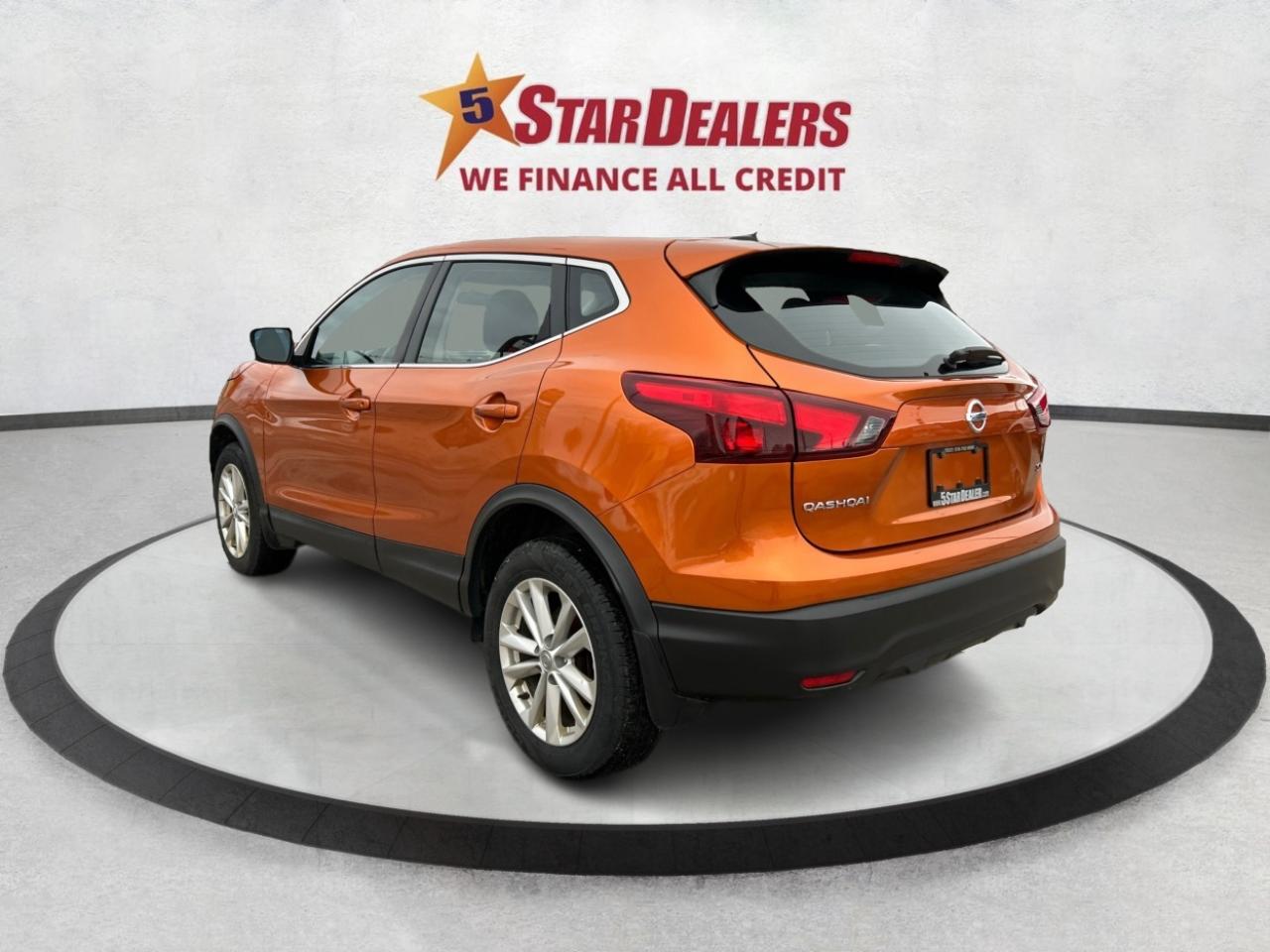 2018 Nissan Qashqai SV SUNROOF HEATED SEATS LOADED WE FINANCE ALL Photo4