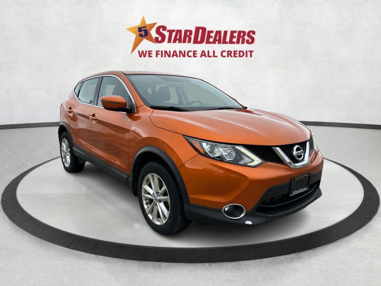 2018 Nissan Qashqai SV SUNROOF HEATED SEATS LOADED WE FINANCE ALL Photo0