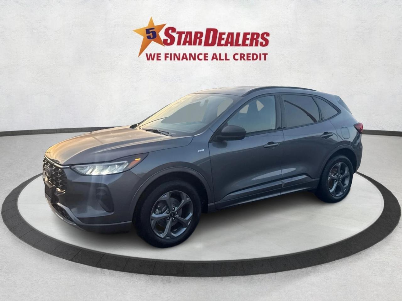 2023 Ford Escape ST-Line AWD CERTIFIED MINT WE FINANCE ALL CREDIT! Photo
