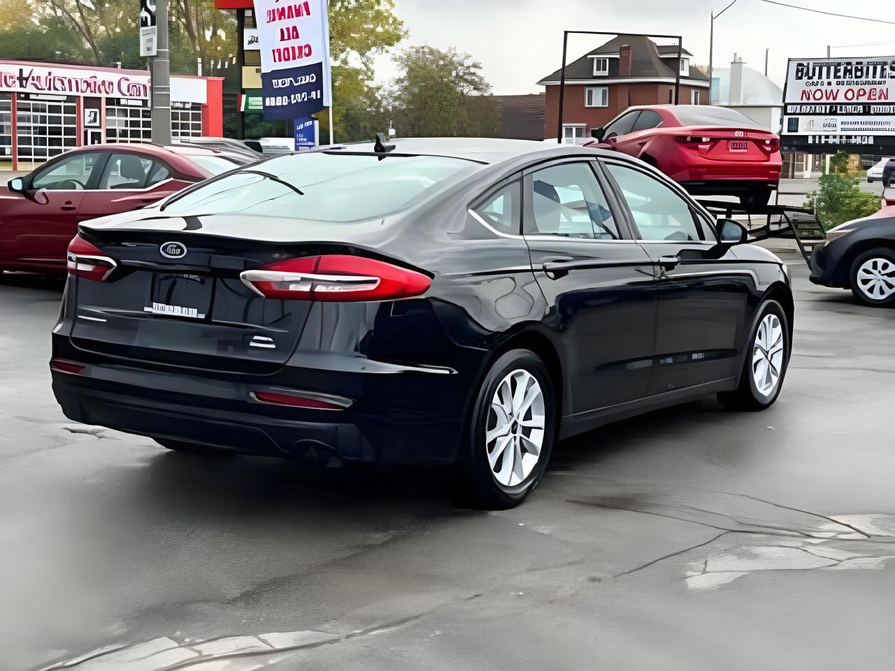 2020 Ford Fusion Hybrid SEL HYBRID NAV LEATHER LOW KM WE FINANCE ALL CREDI Photo4