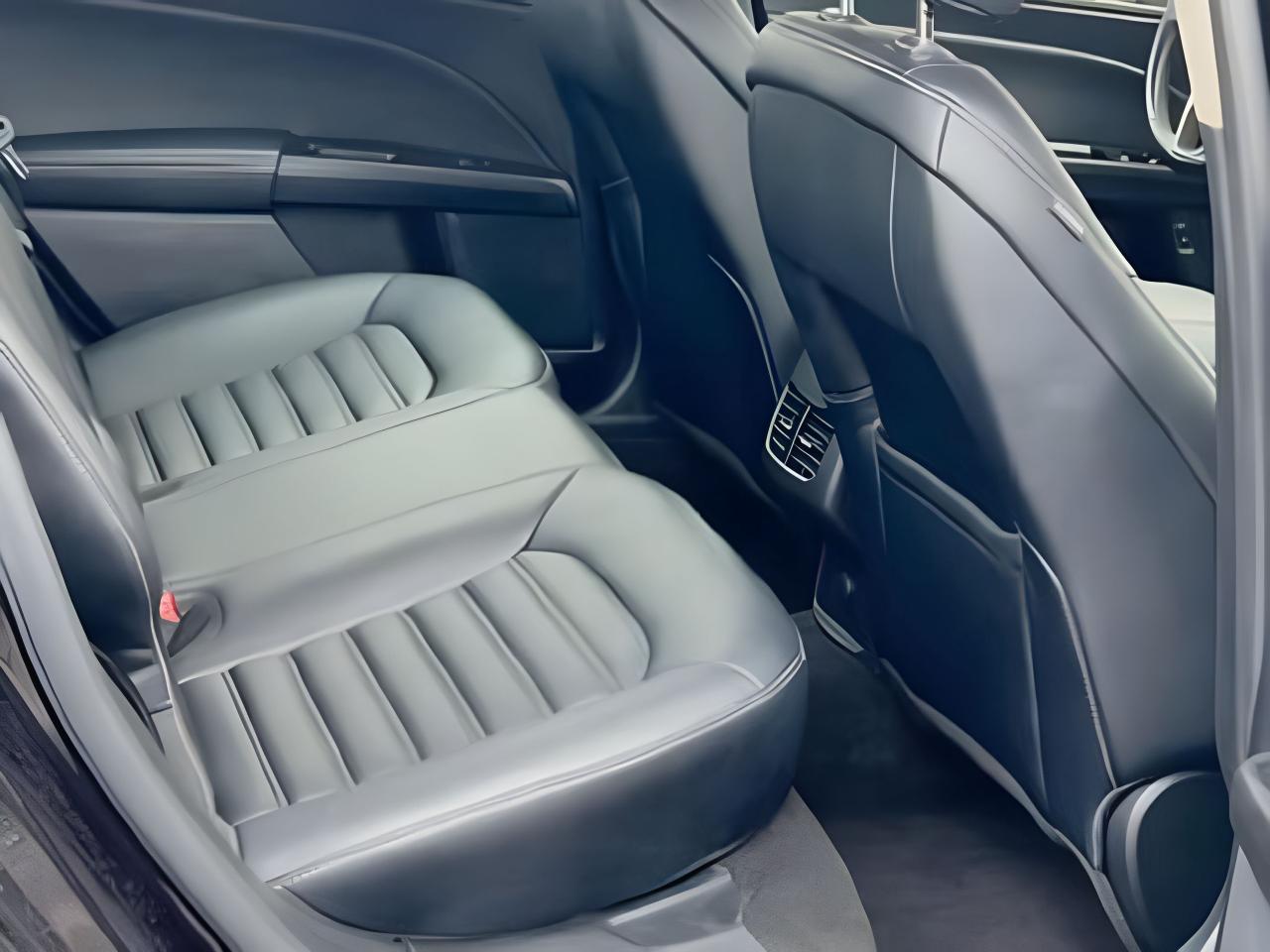 2020 Ford Fusion Hybrid SEL HYBRID NAV LEATHER LOW KM WE FINANCE ALL CREDI Photo