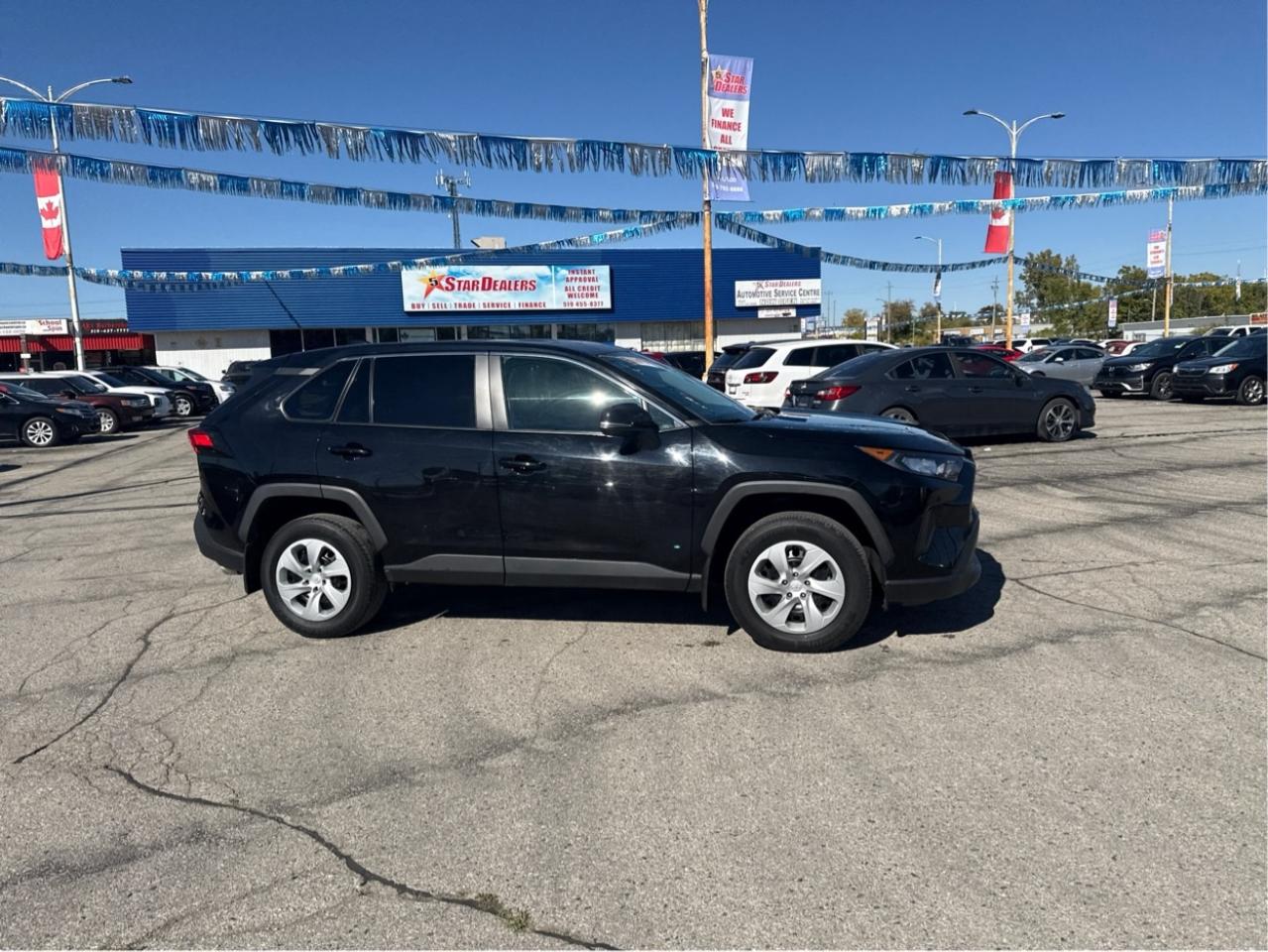 2023 Toyota RAV4 AWD HEATED SEATS MINT! WE FINANCE ALL CREDIT Photo