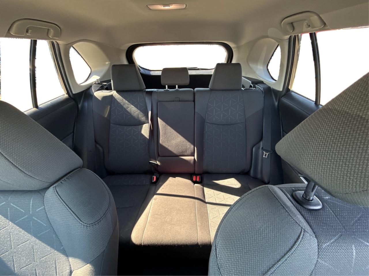 2023 Toyota RAV4 AWD HEATED SEATS MINT! WE FINANCE ALL CREDIT Photo