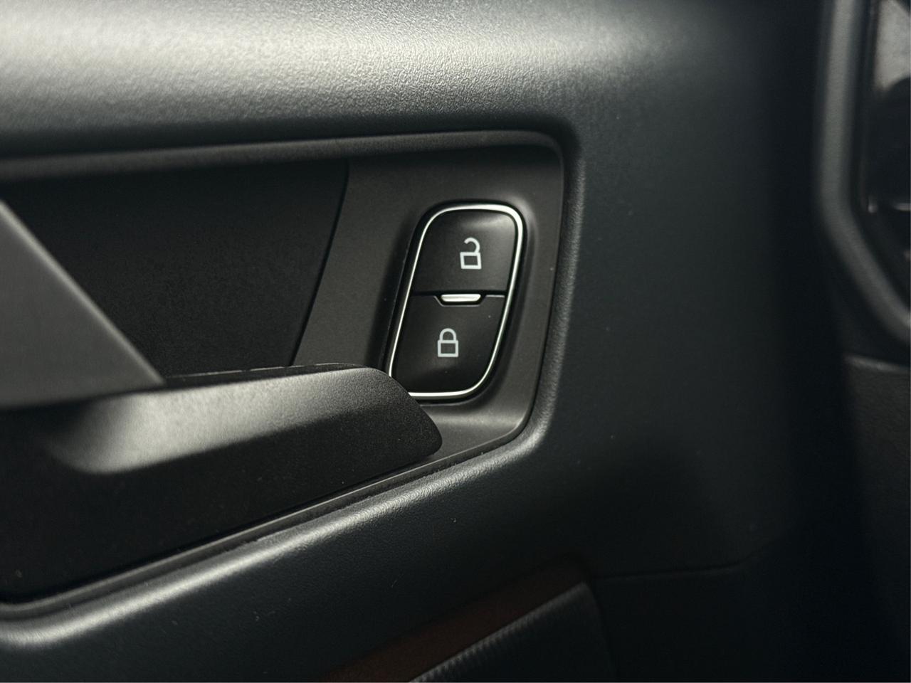 2021 Ford Bronco Sport NAV LEATHER HEATED SEATS! WE FINANCE ALL CREDIT! Photo