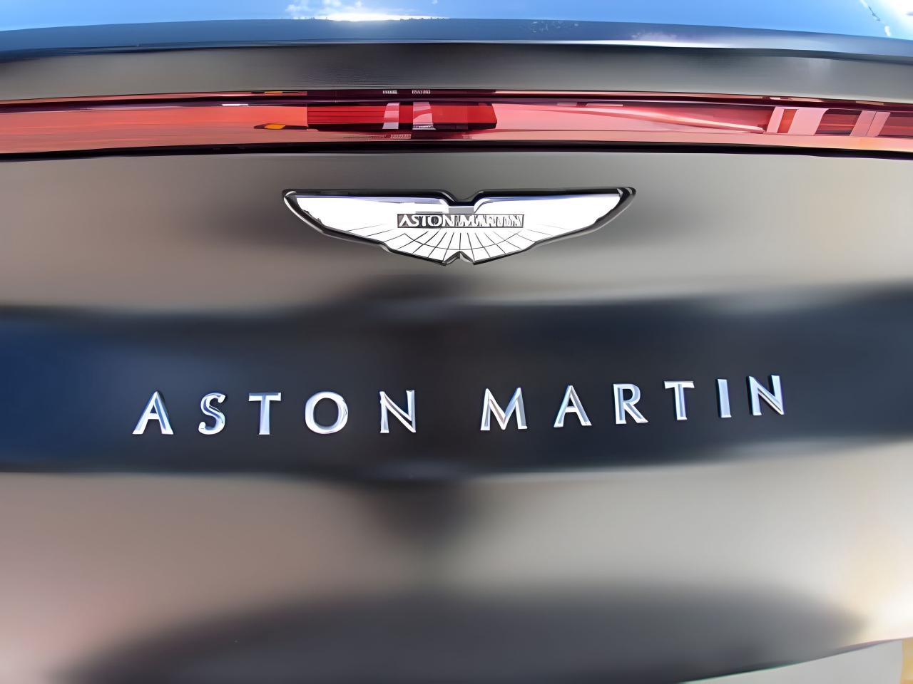 2021 Aston Martin DBX AWD DBX LIKE NEW TRADE WELCOME LOADD MUST SEE Photo