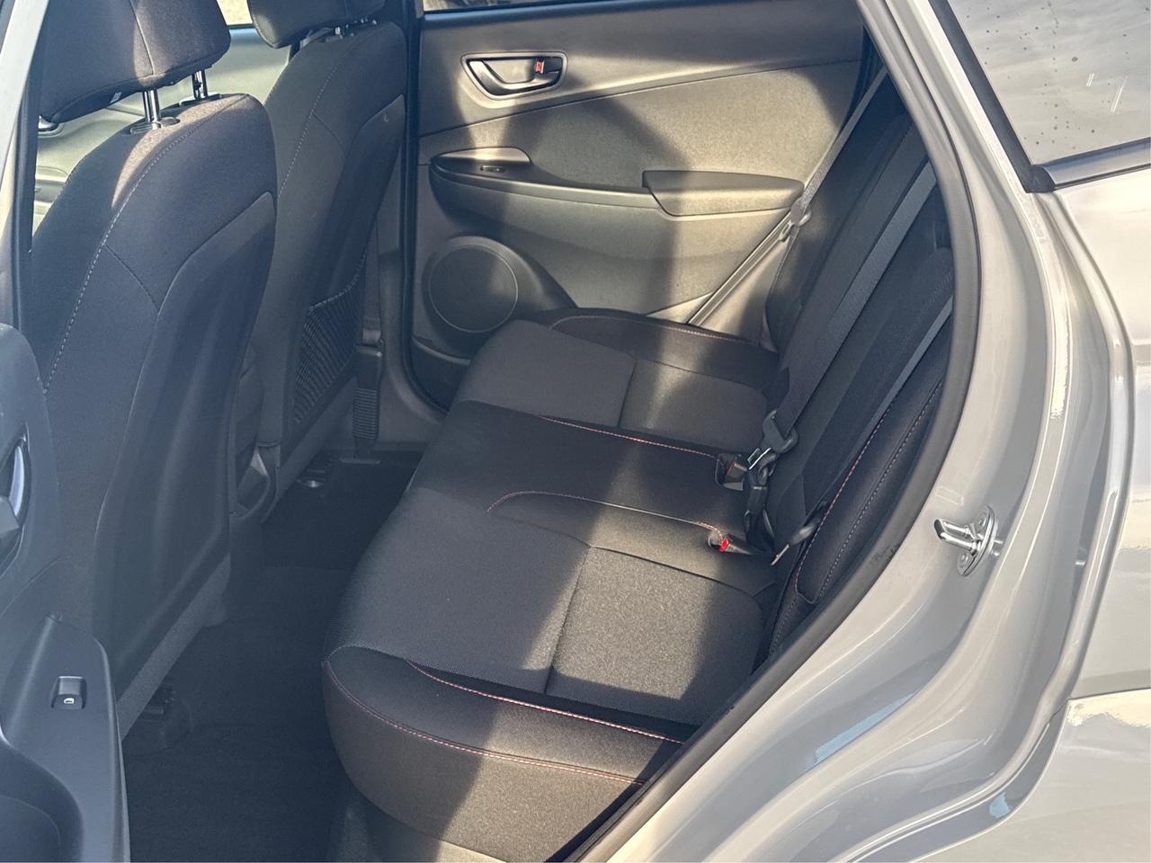 2023 Hyundai KONA AWD CRUISE HEATED SEATS LOW KMS! WE FINANCE ALL! Photo