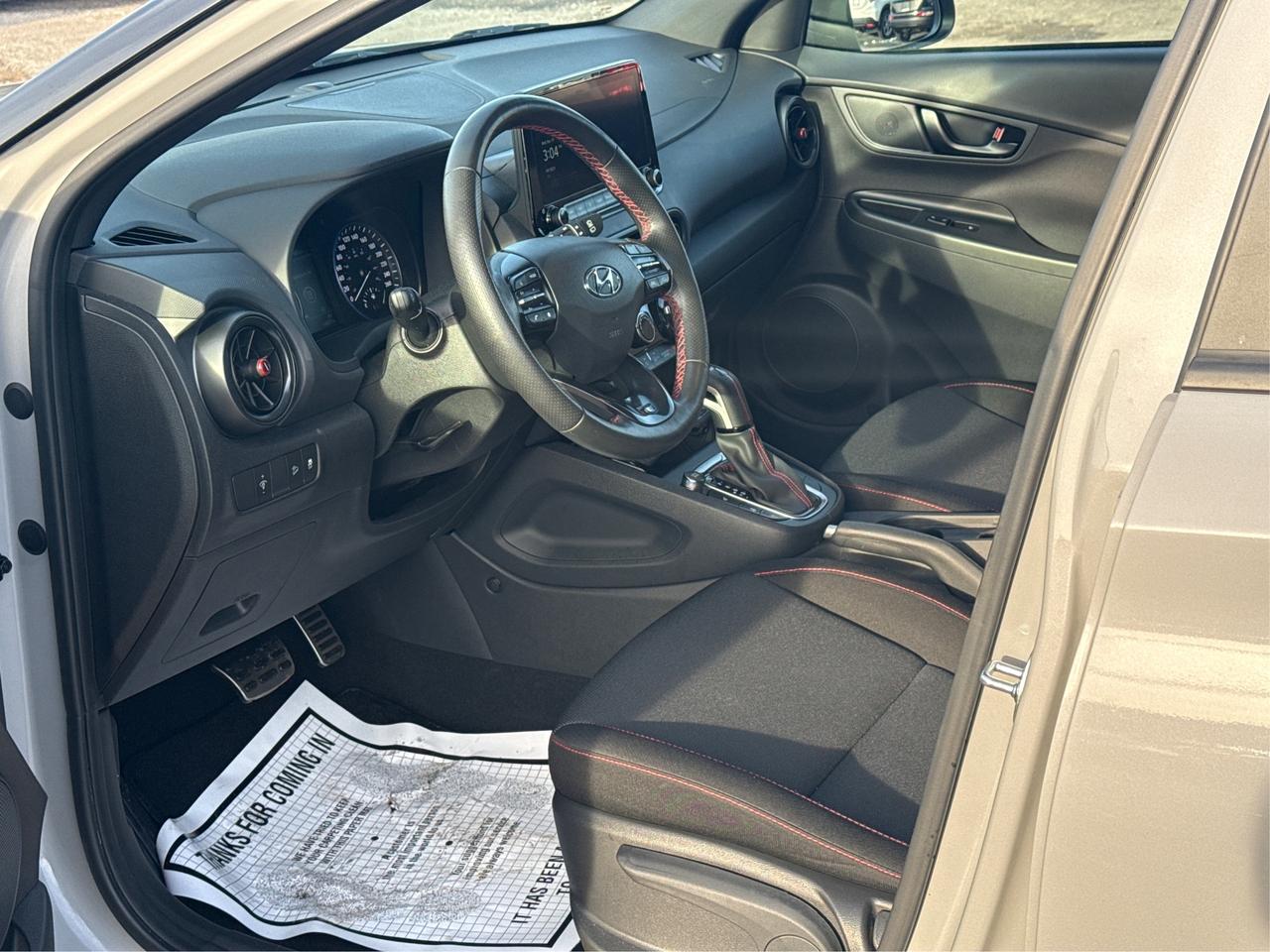 2023 Hyundai KONA AWD CRUISE HEATED SEATS LOW KMS! WE FINANCE ALL! Photo