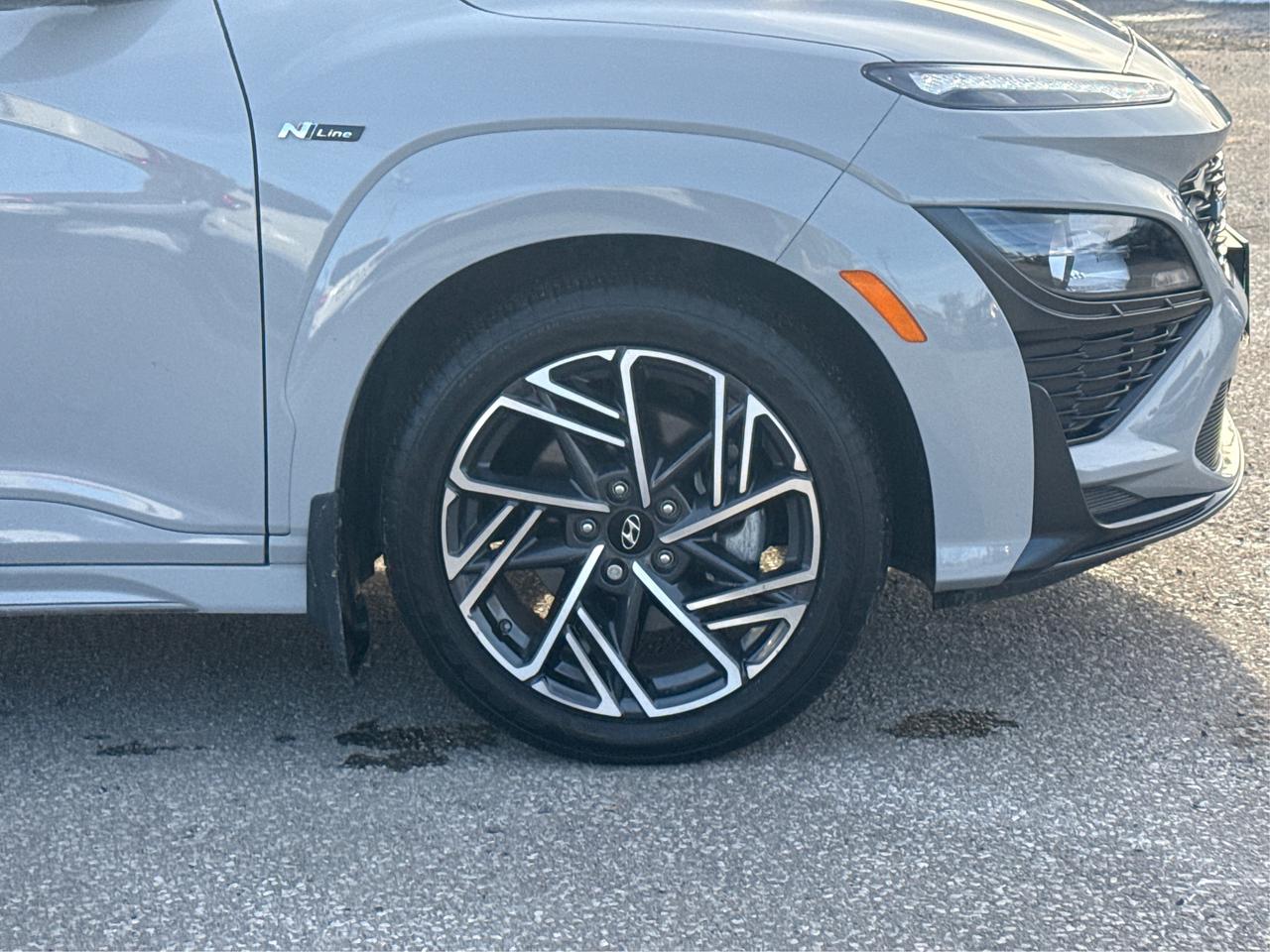 2023 Hyundai KONA AWD CRUISE HEATED SEATS LOW KMS! WE FINANCE ALL! Photo