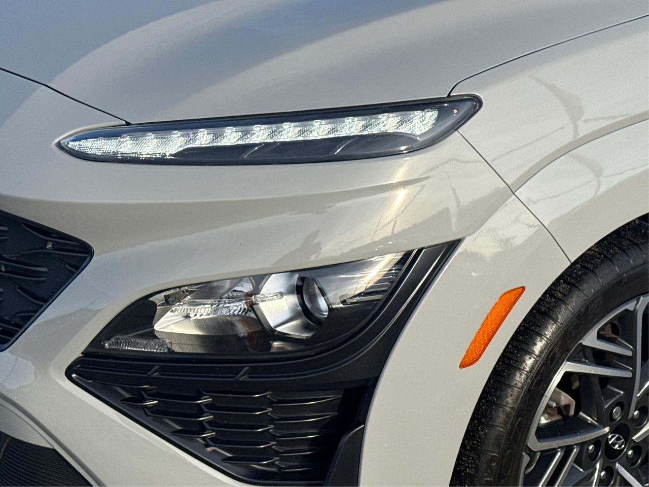 2023 Hyundai KONA AWD CRUISE HEATED SEATS LOW KMS! WE FINANCE ALL! Photo