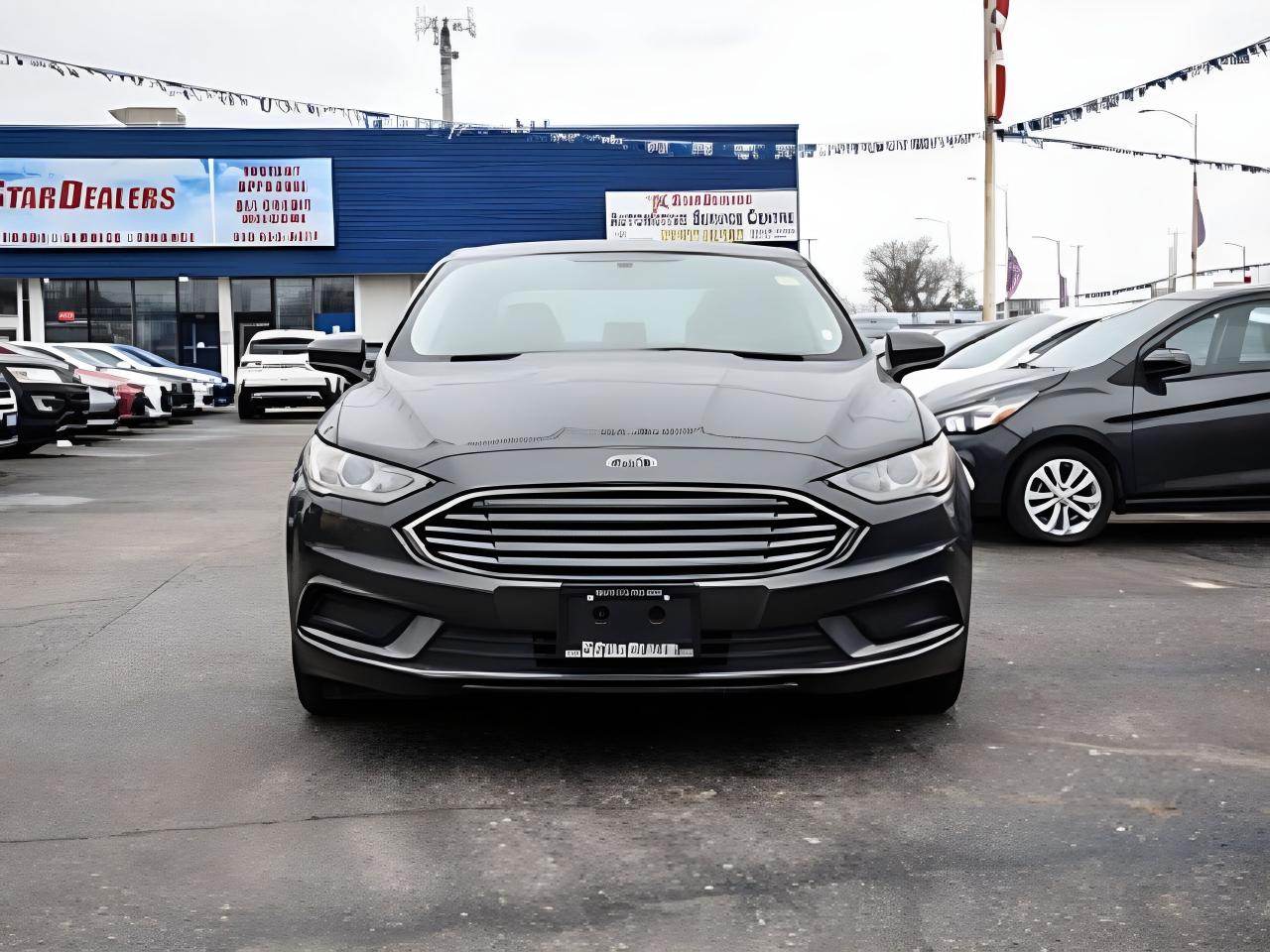 2018 Ford Fusion SUNROOF MINT CONDITION  WE FINANCE ALL CREDIT Photo