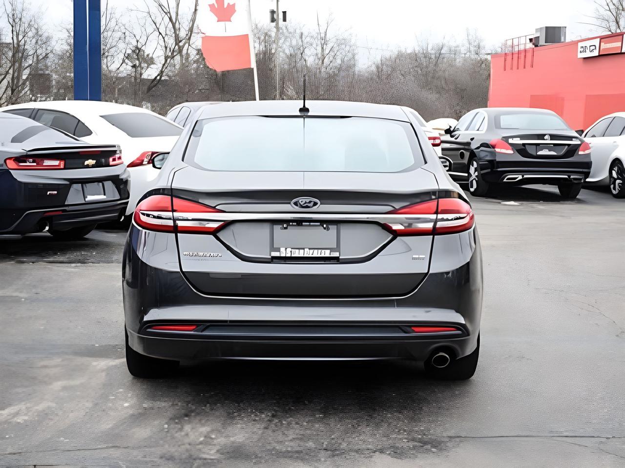 2018 Ford Fusion SUNROOF MINT CONDITION  WE FINANCE ALL CREDIT Photo2