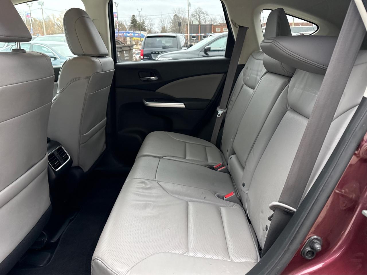 2016 Honda CR-V AWD LEATHER SUNROOF LOADED! WE FINANCE ALL CREDIT! Photo