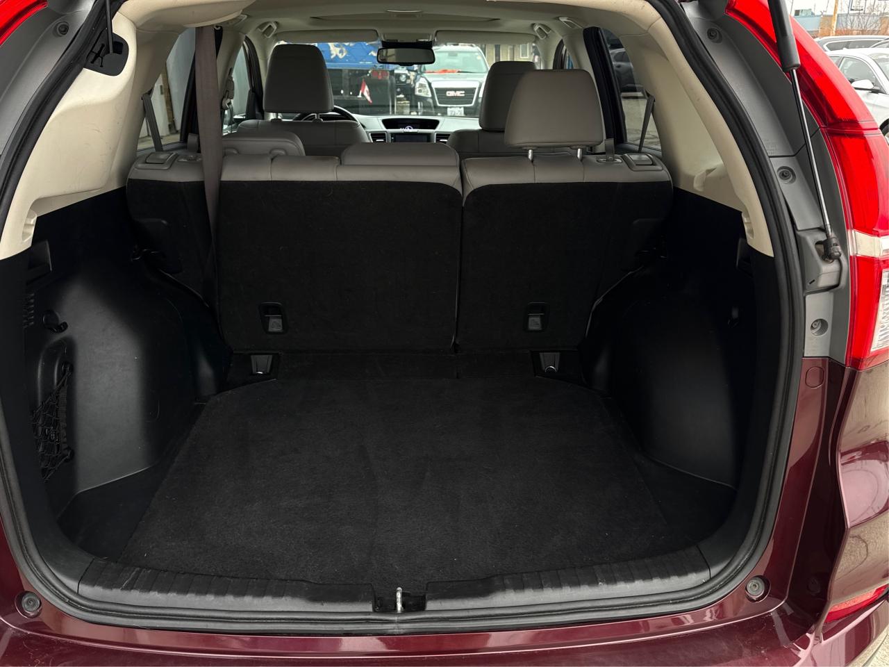 2016 Honda CR-V AWD LEATHER SUNROOF LOADED! WE FINANCE ALL CREDIT! Photo