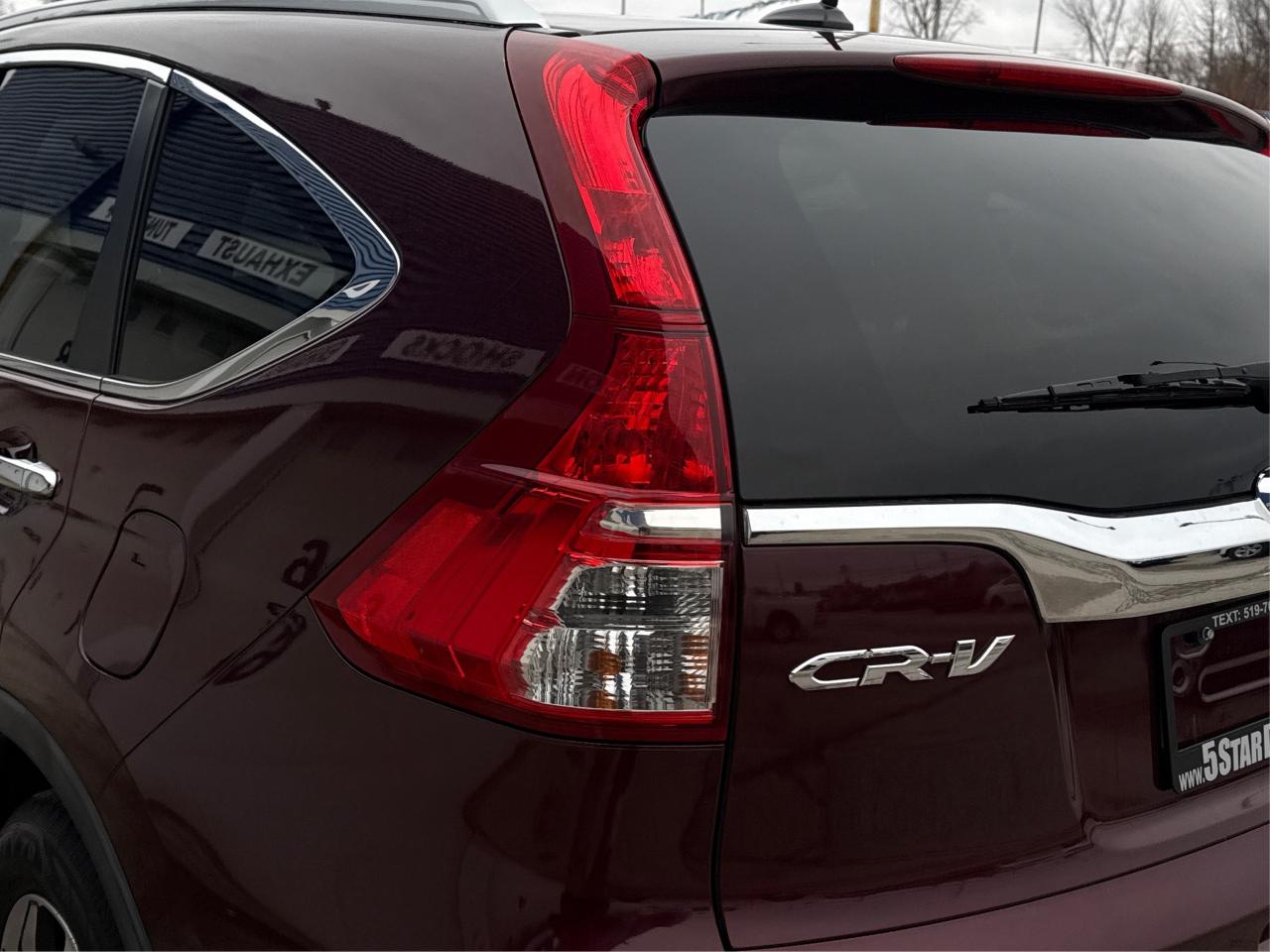 2016 Honda CR-V AWD LEATHER SUNROOF LOADED! WE FINANCE ALL CREDIT! Photo