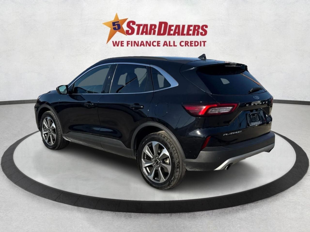 2023 Ford Escape NAV LEATHER H-SEATS LOADED! WE FINANCE ALL CREDIT! Photo4