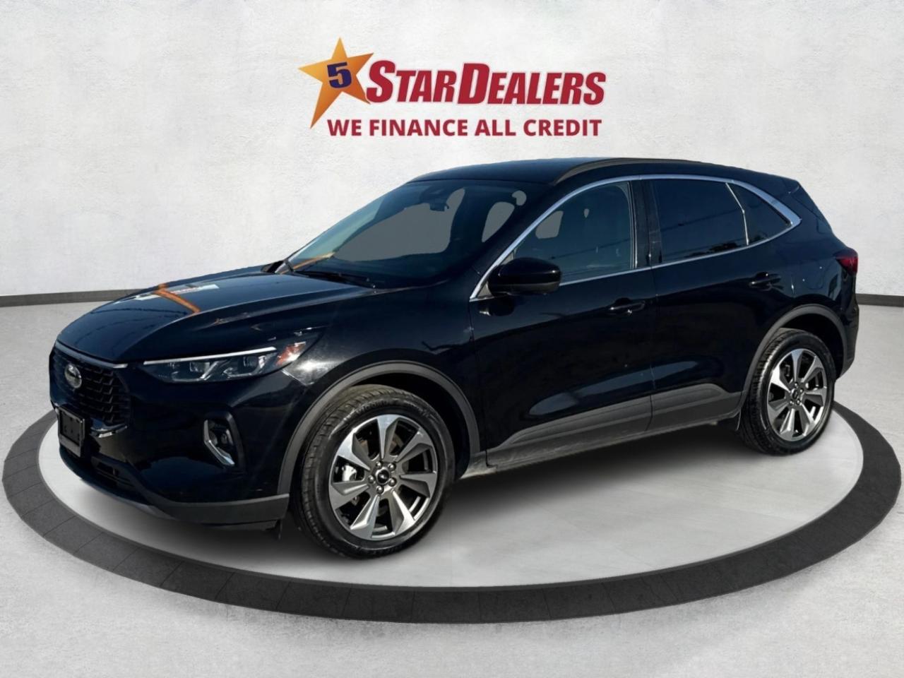 2023 Ford Escape NAV LEATHER H-SEATS LOADED! WE FINANCE ALL CREDIT! Photo