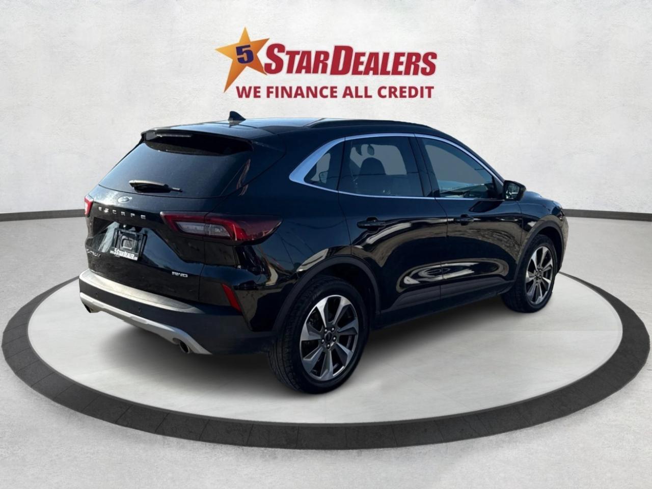 2023 Ford Escape NAV LEATHER H-SEATS LOADED! WE FINANCE ALL CREDIT! Photo